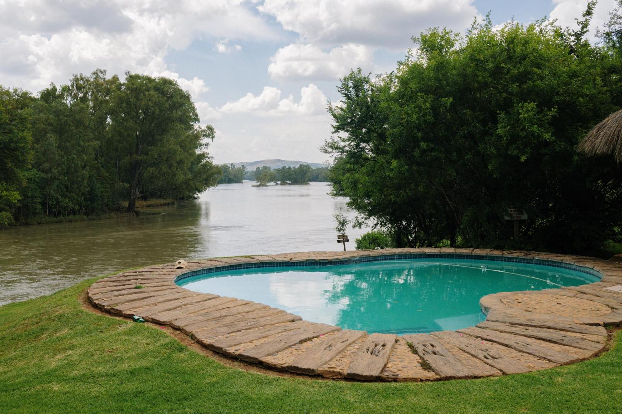 Breathe River Retreat Парис Екстер'єр фото